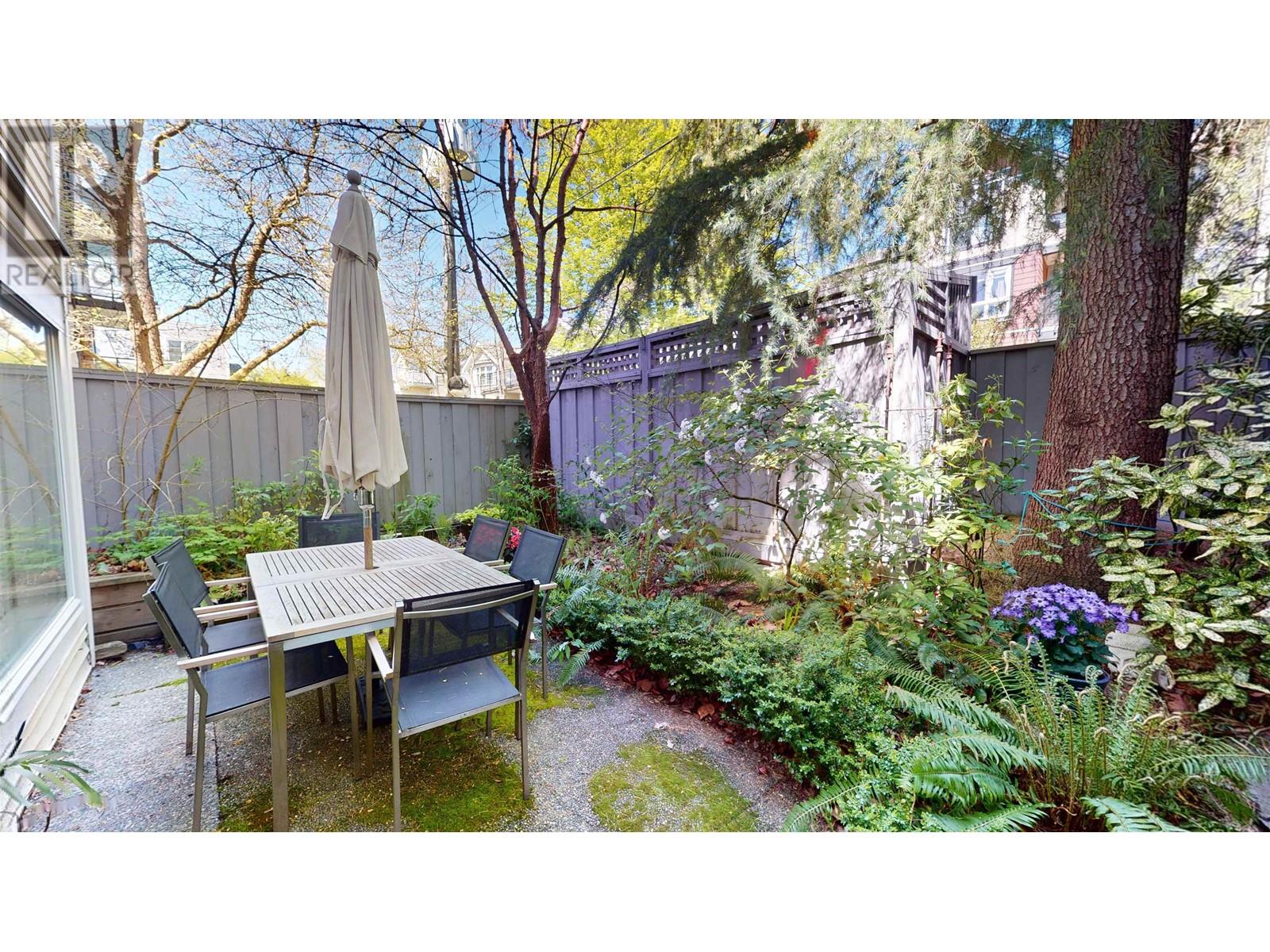Listing Picture 11 of 14 : 108 735 W 15TH AVENUE, Vancouver / 溫哥華 - 魯藝地產 Yvonne Lu Group - MLS Medallion Club Member