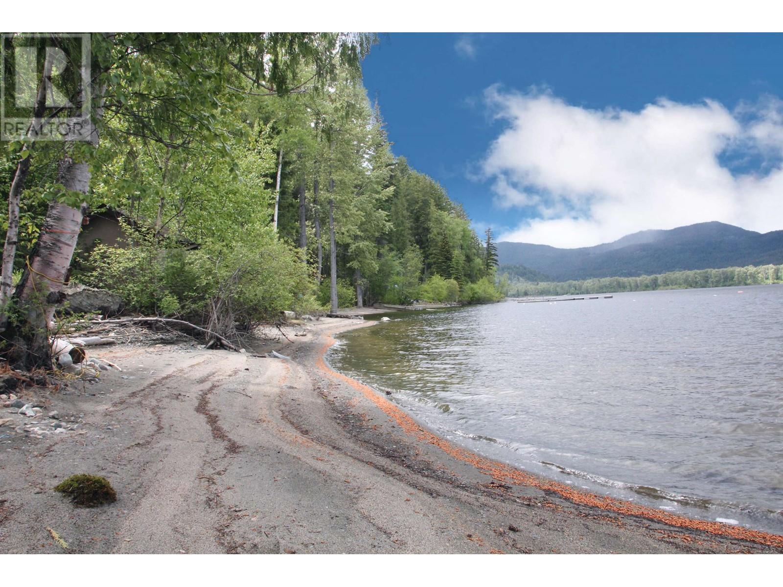 9019 S Mahood Lake Road, Canim Lake, British Columbia  V0K 1X3 - Photo 1 - R2854305
