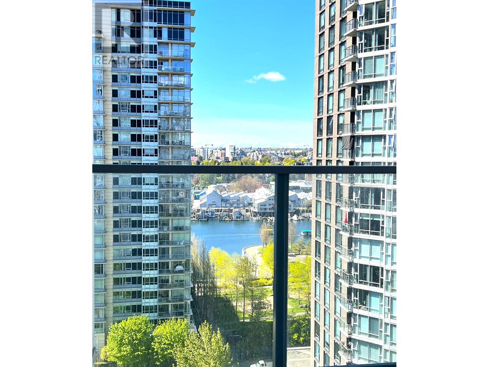 Listing Picture 12 of 19 : 1803 1408 STRATHMORE MEWS, Vancouver / 溫哥華 - 魯藝地產 Yvonne Lu Group - MLS Medallion Club Member