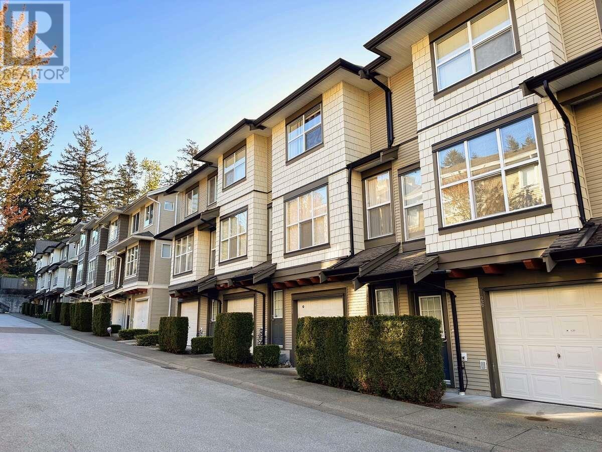 Listing Picture 2 of 40 : 24 6736 SOUTHPOINT DRIVE, Burnaby / 本拿比 - 魯藝地產 Yvonne Lu Group - MLS Medallion Club Member