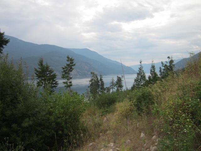 200 Lower Arrow Lake, Castlegar, British Columbia  V1N 4H8 - Photo 4 - 2476344