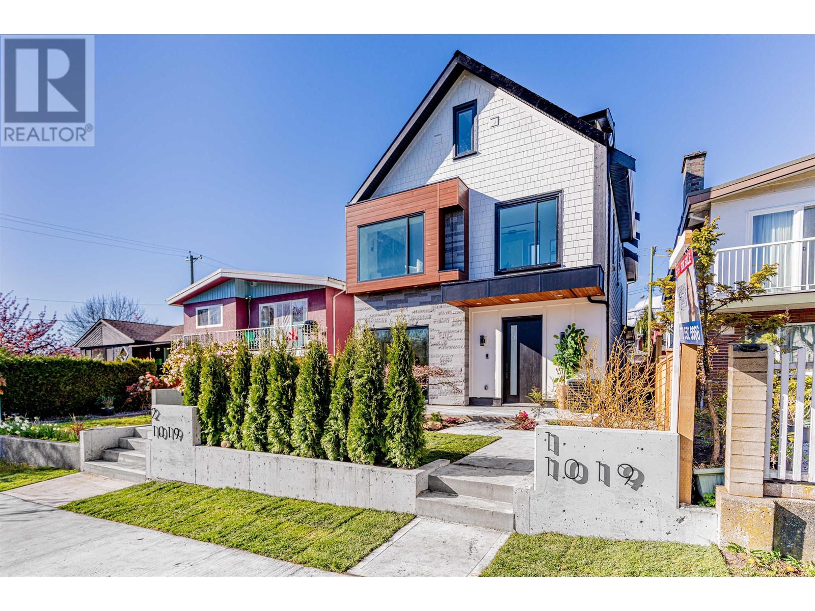 Listing Picture 31 of 33 : 1 1019 39TH AVENUE, Vancouver / 溫哥華 - 魯藝地產 Yvonne Lu Group - MLS Medallion Club Member