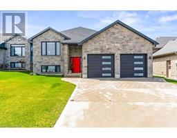 10 LAKEFIELD DR