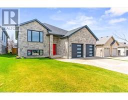 10 LAKEFIELD DR