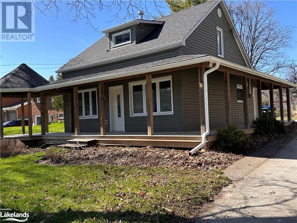 34 Elizabeth Street W, Creemore, Ontario L0M 1G0 (26793694)