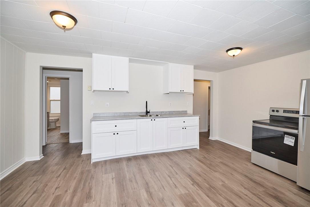 33 Lock Street, Unit #3, St. Catharines, Ontario  L2N 5B8 - Photo 1 - H4191744