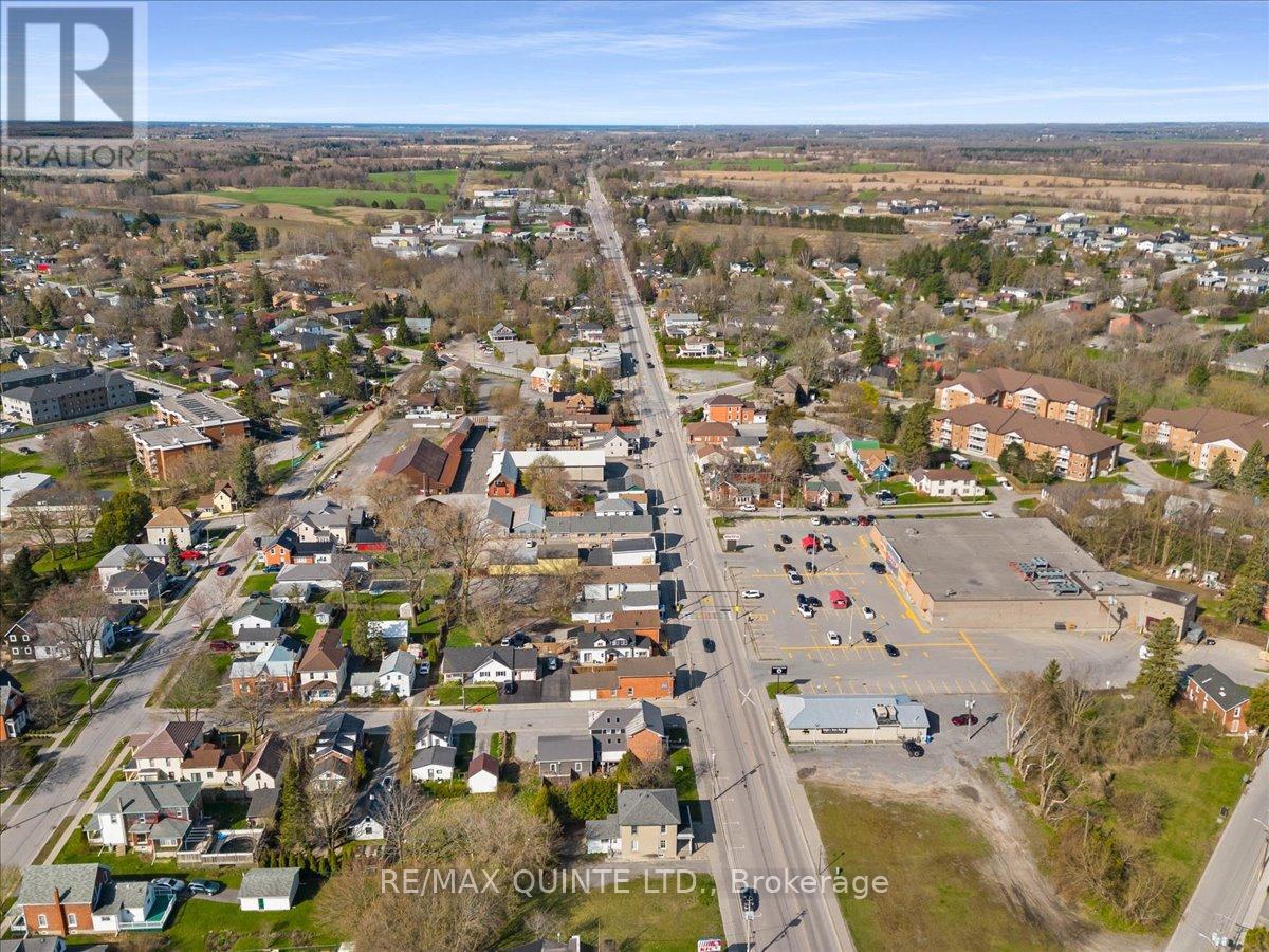 84 Main Street, Prince Edward County, Ontario K0K 2T0 - Photo 35 - X7277458