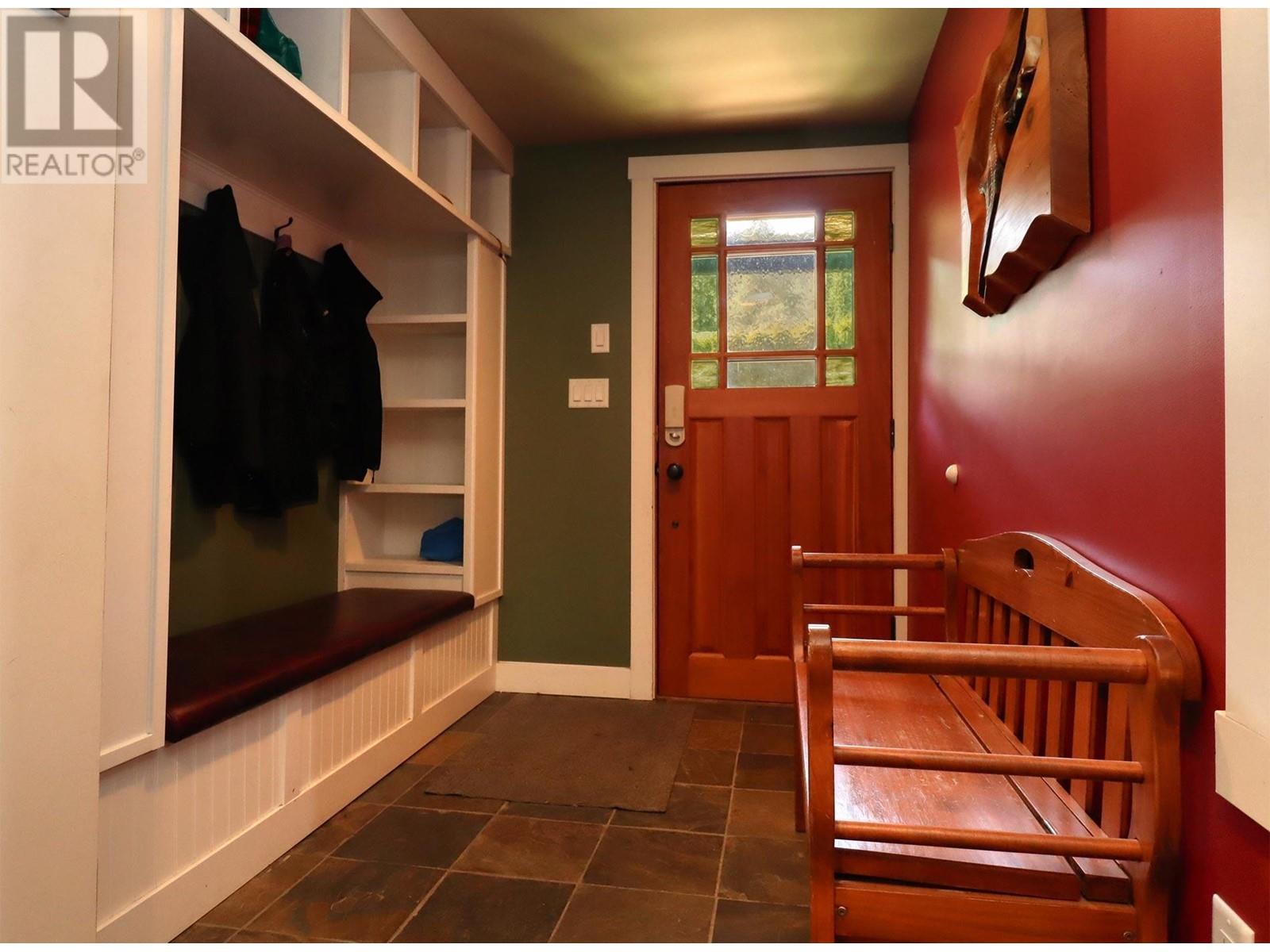 1149 Little Shuswap Lake Road, Chase, British Columbia  V0E 1M2 - Photo 14 - 178039