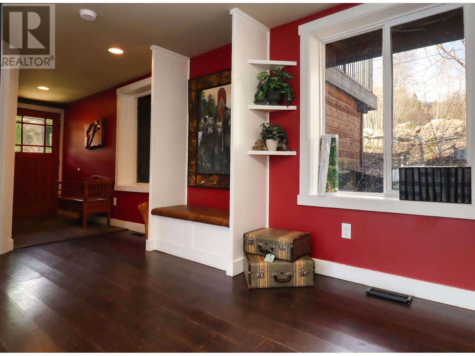 1149 Little Shuswap Lake Road, Chase, British Columbia  V0E 1M2 - Photo 16 - 178039