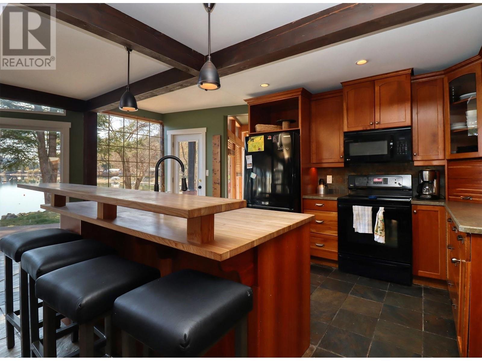 1149 Little Shuswap Lake Road, Chase, British Columbia  V0E 1M2 - Photo 23 - 178039