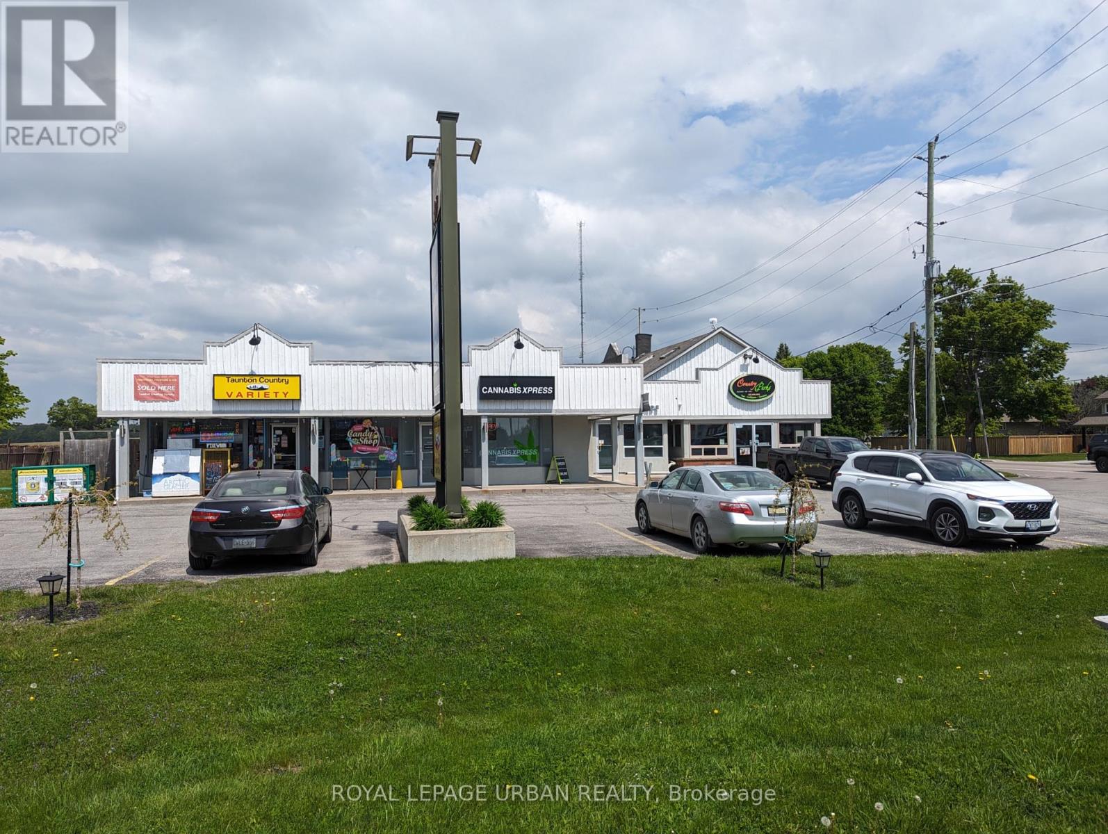 #rear -1648 Taunton Rd E, Clarington, Ontario  L0B 1J0 - Photo 2 - E8266760