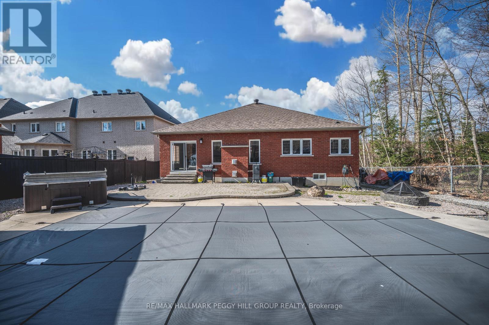 34 Camelot Sq, Barrie, Ontario  L4M 0C3 - Photo 16 - S8266842