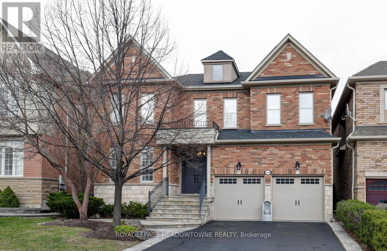 3509 Stonecutter Cres N, Mississauga, Ontario  L5M 7N7 - Photo 2 - W8267010