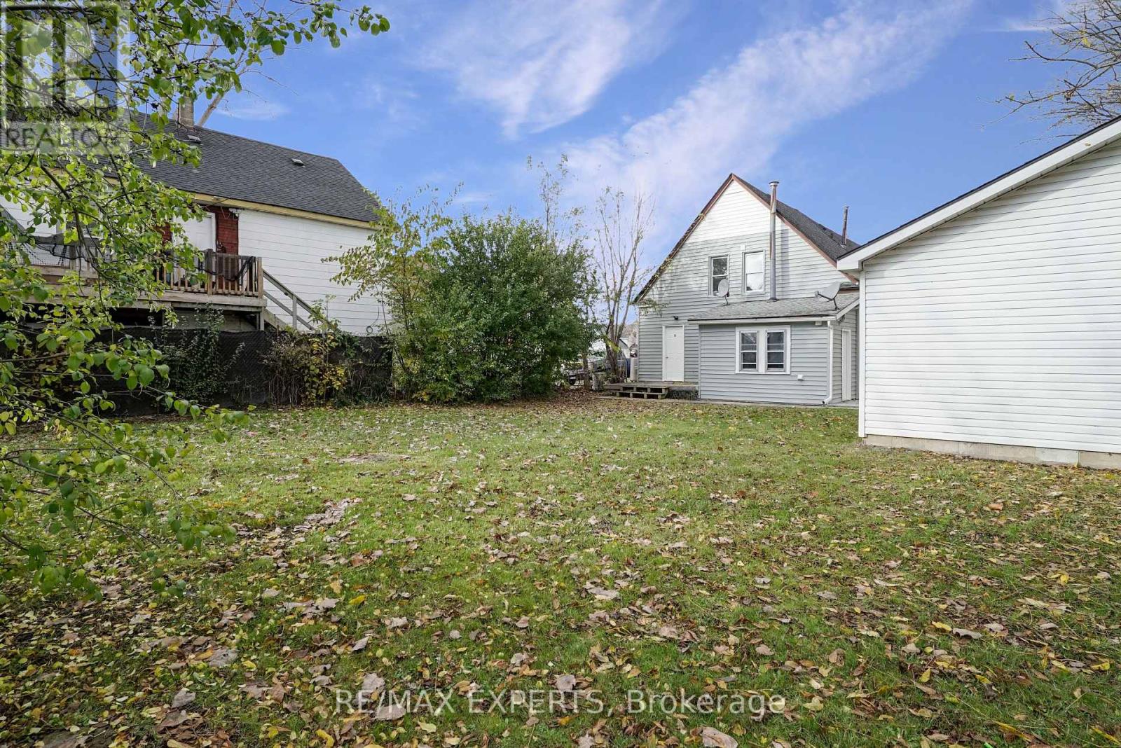 106 Murray St, Fort Erie, Ontario  L2A 2A8 - Photo 4 - X8266964