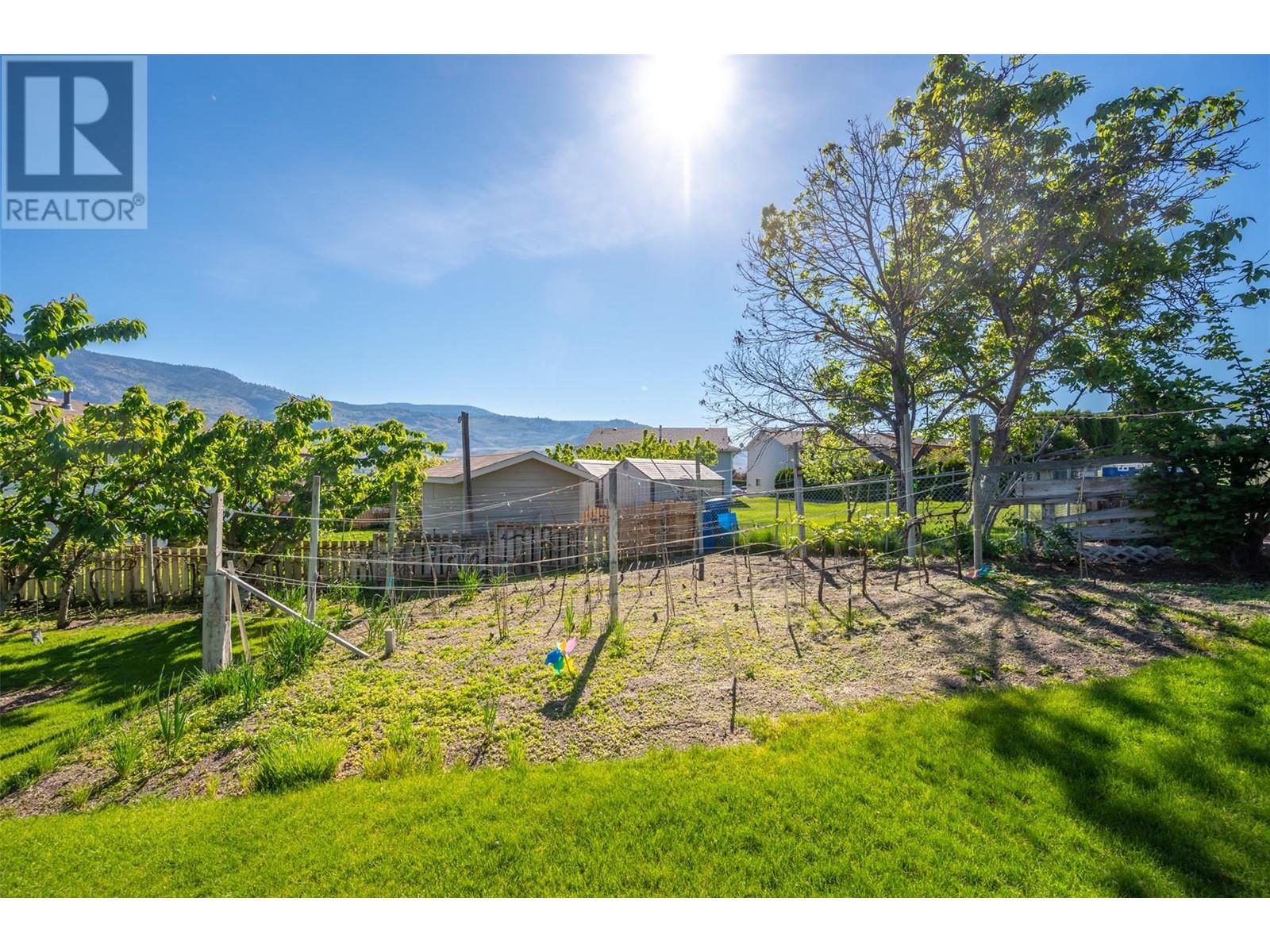 18 HEATHER Place Osoyoos Photo 48