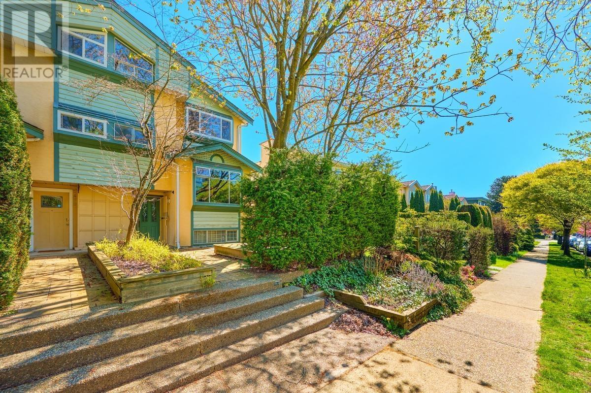 8492 FRENCH STREET, vancouver, British Columbia