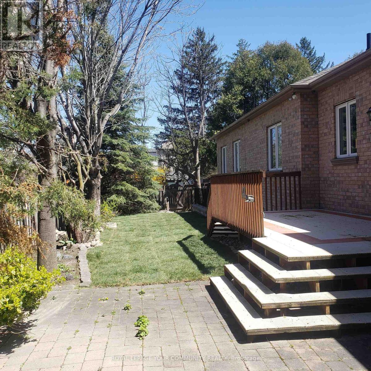190 Lawrence Ave, Richmond Hill, Ontario  L4C 1Z5 - Photo 38 - N8267752