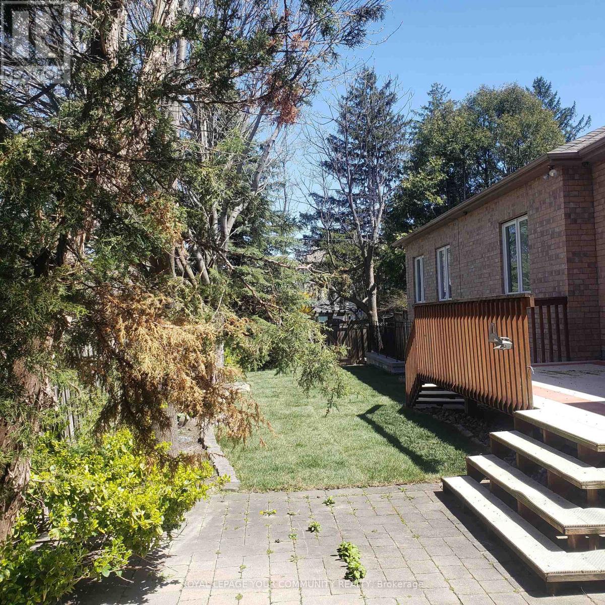 190 Lawrence Ave, Richmond Hill, Ontario  L4C 1Z5 - Photo 39 - N8267752