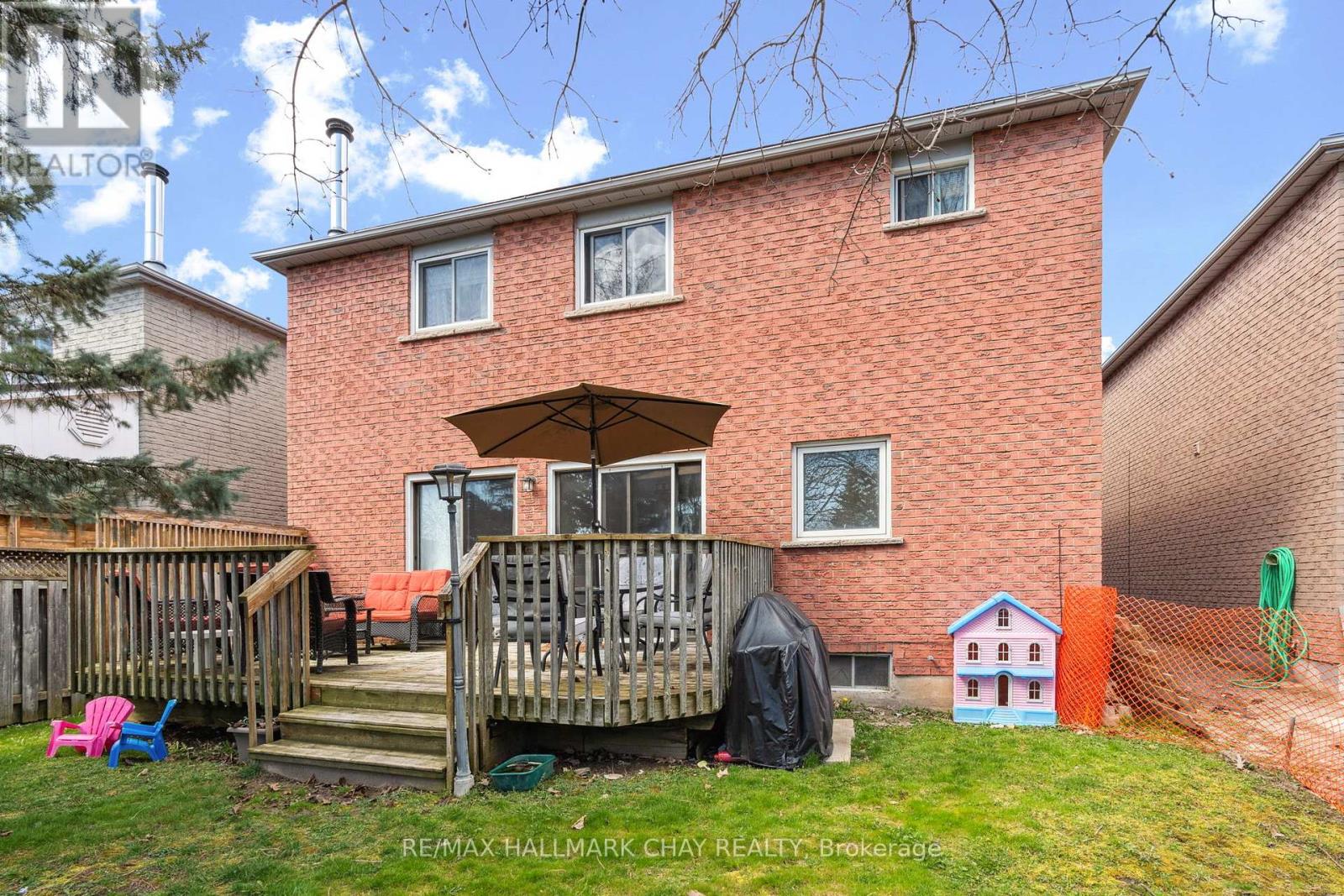 262 Hickling Tr, Barrie, Ontario  L4M 5W8 - Photo 26 - S8267822