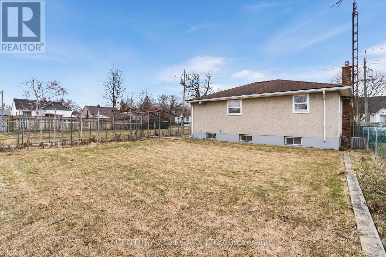 3 Lincoln Ave, St. Catharines, Ontario  L2P 2J1 - Photo 7 - X8267782