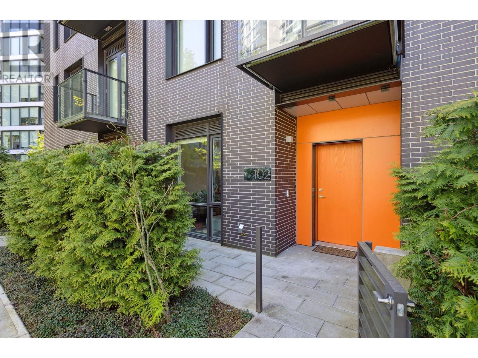 Listing Picture 3 of 24 : 102 5681 BIRNEY AVENUE, Vancouver / 溫哥華 - 魯藝地產 Yvonne Lu Group - MLS Medallion Club Member