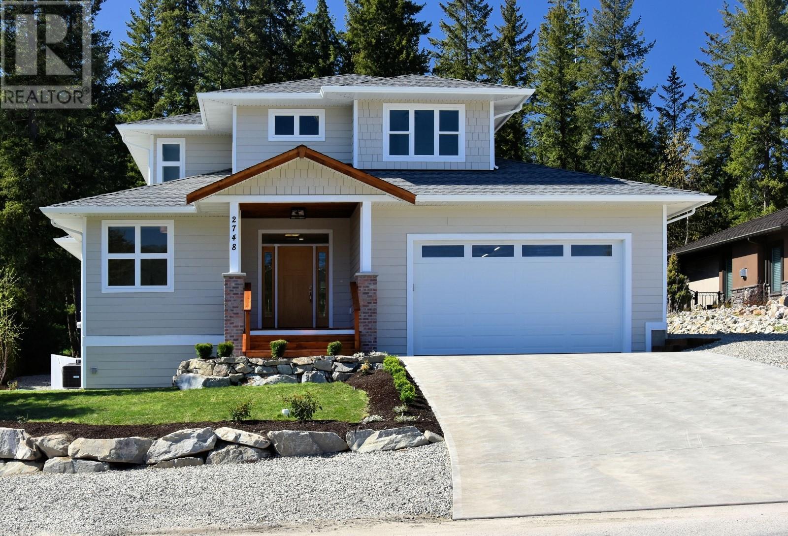 2748 Golf Course Drive, blind bay, British Columbia