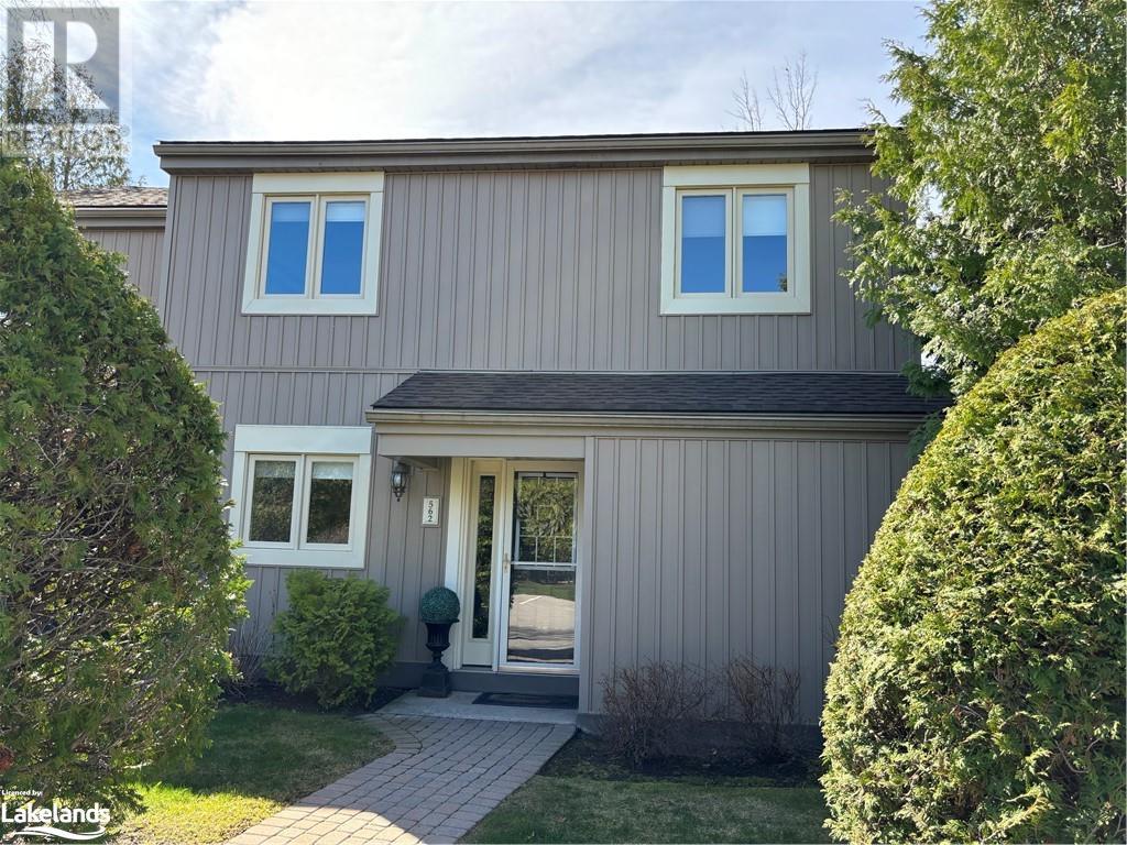 562 OXBOW Crescent, Collingwood, 4 Bedrooms Bedrooms, ,3 BathroomsBathrooms,Single Family,For Rent,OXBOW,40577146