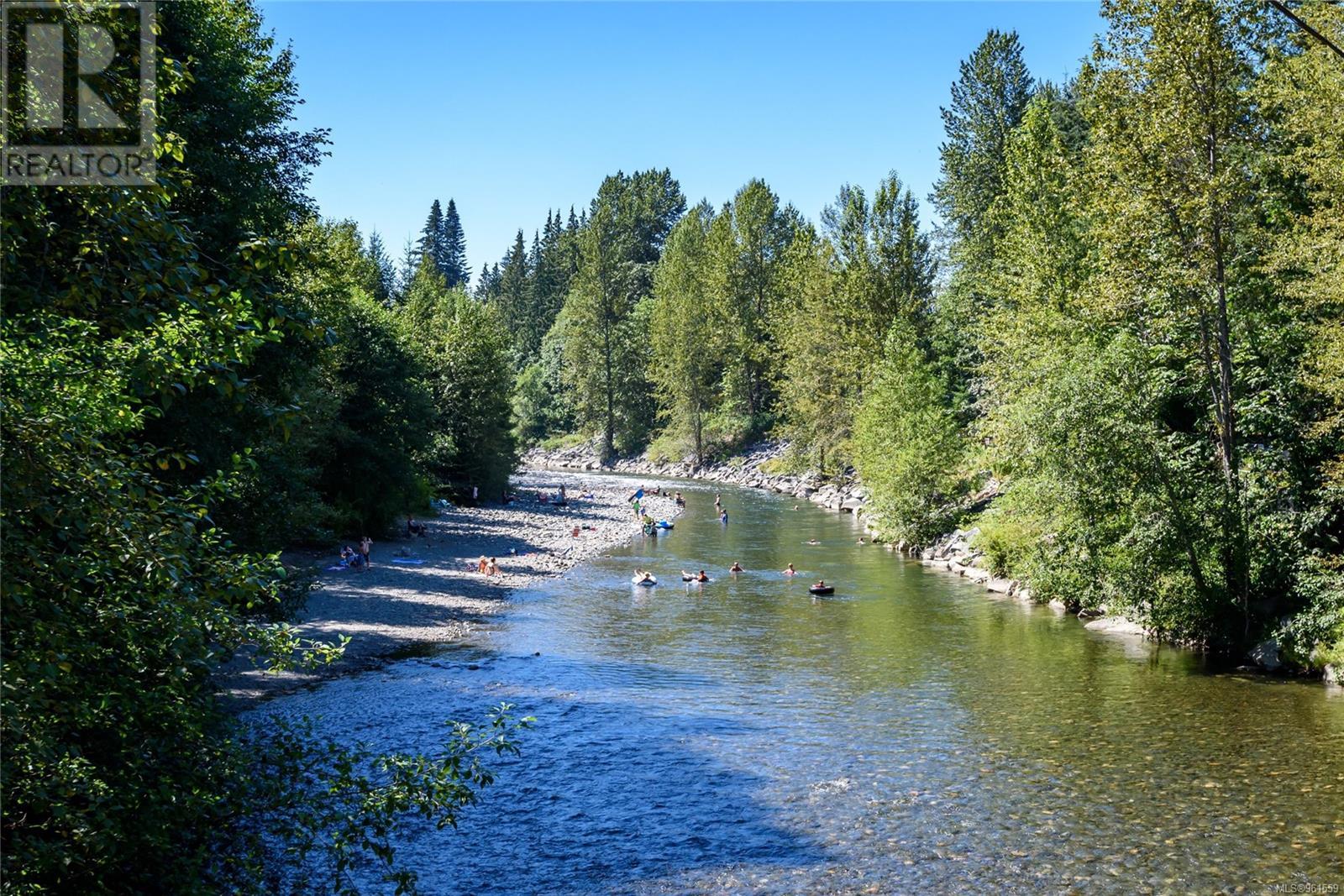 1589 Seaview Rd, Black Creek, British Columbia  V9J 1T5 - Photo 45 - 961559