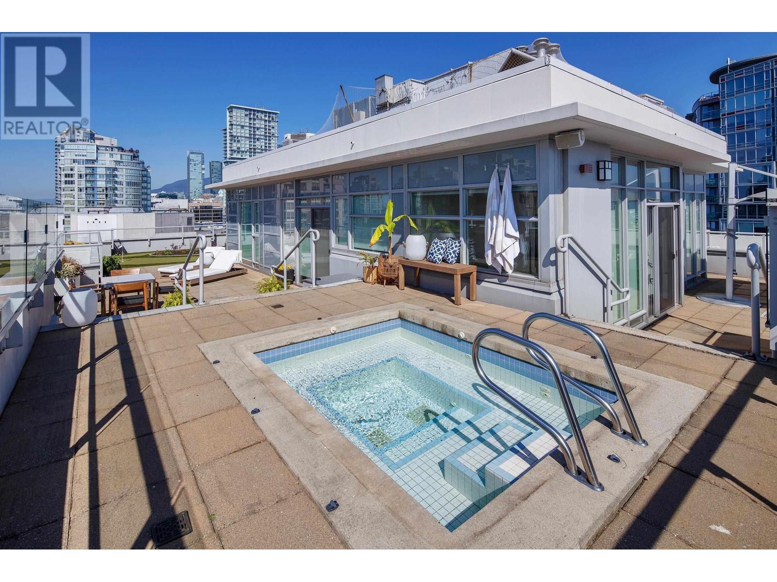 Listing Picture 27 of 40 : 2201 821 CAMBIE STREET, Vancouver / 溫哥華 - 魯藝地產 Yvonne Lu Group - MLS Medallion Club Member