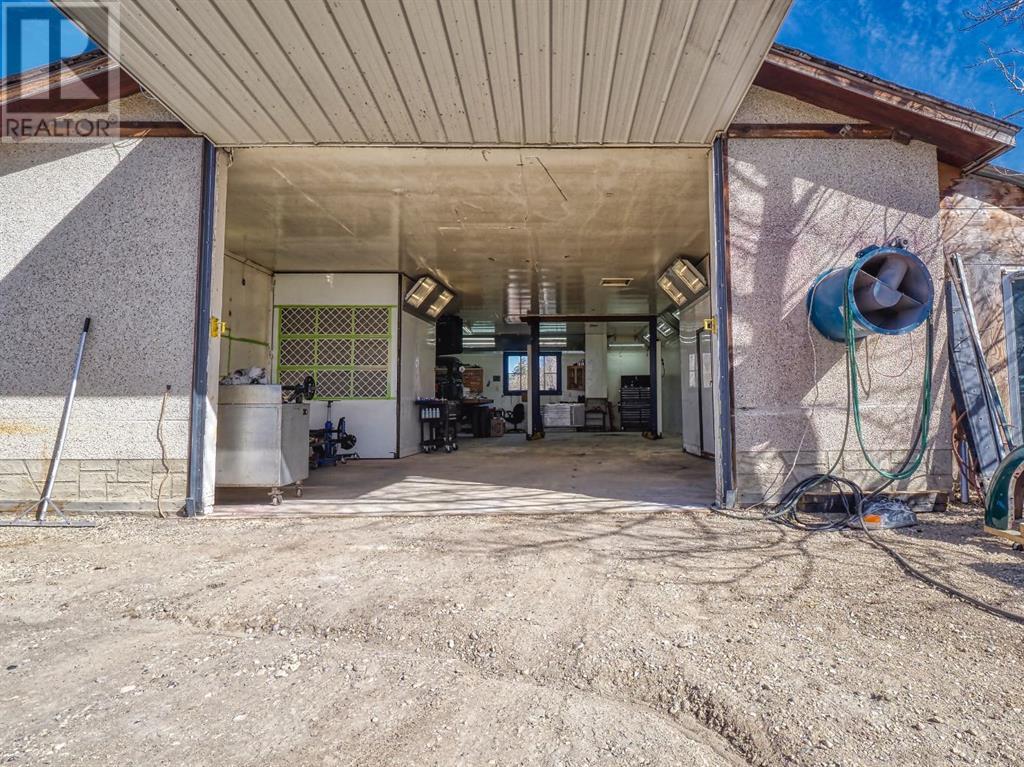 12153 Township Road 284, Rural Rocky View County, Alberta  T0M 0K0 - Photo 13 - A2125542