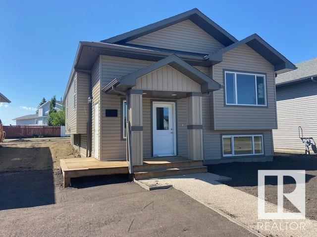 7413 44 Av, Camrose, Alberta  T4V 5C9 - Photo 1 - E4383730