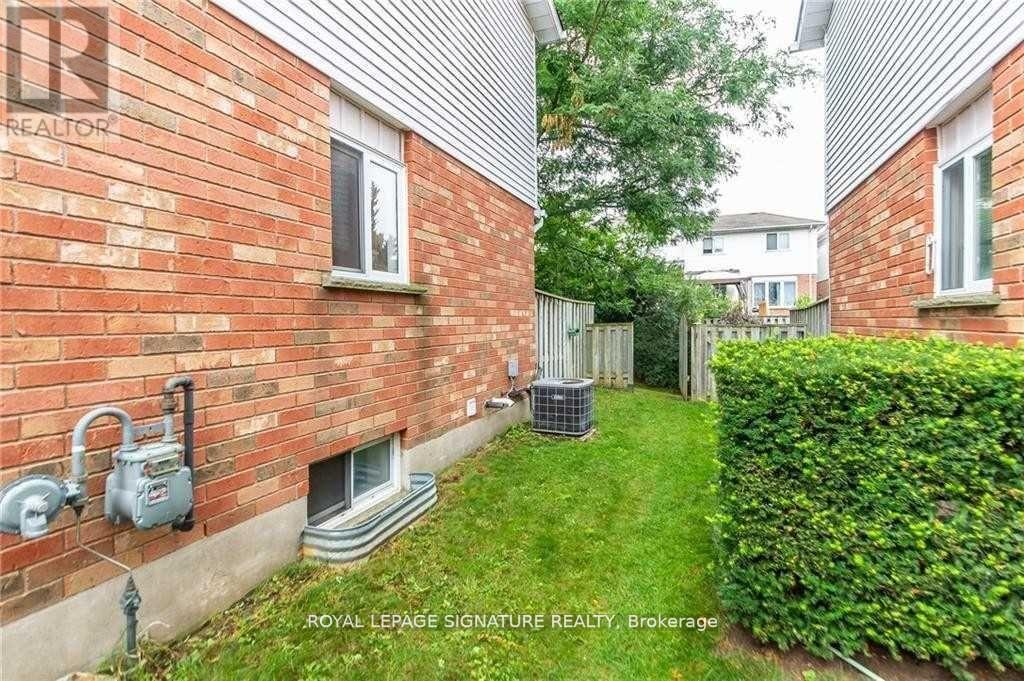 426 Downsview Place, Waterloo, Ontario  N2K 3T9 - Photo 17 - X8267152