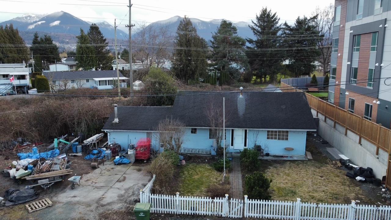 45760 Alder Avenue, Chilliwack, British Columbia  V2R 4E3 - Photo 3 - R2851820