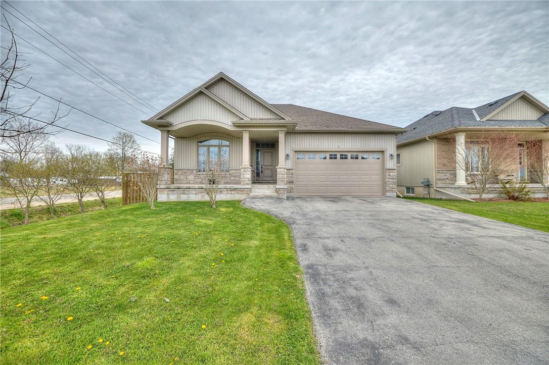 1 Robin Heights, Dunnville, Ontario  N1A 0A5 - Photo 1 - H4191911
