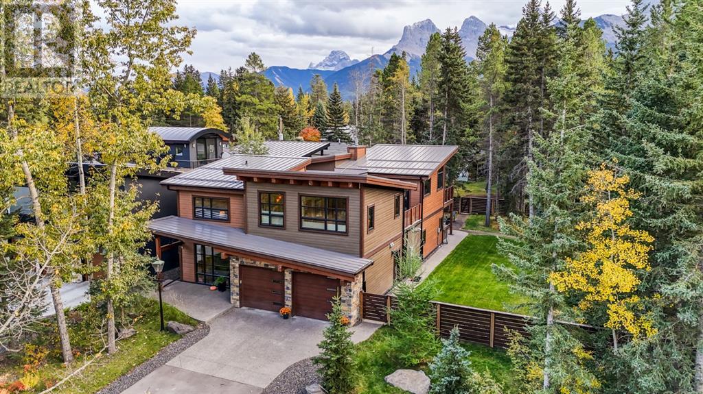 825 14th Street Canmore