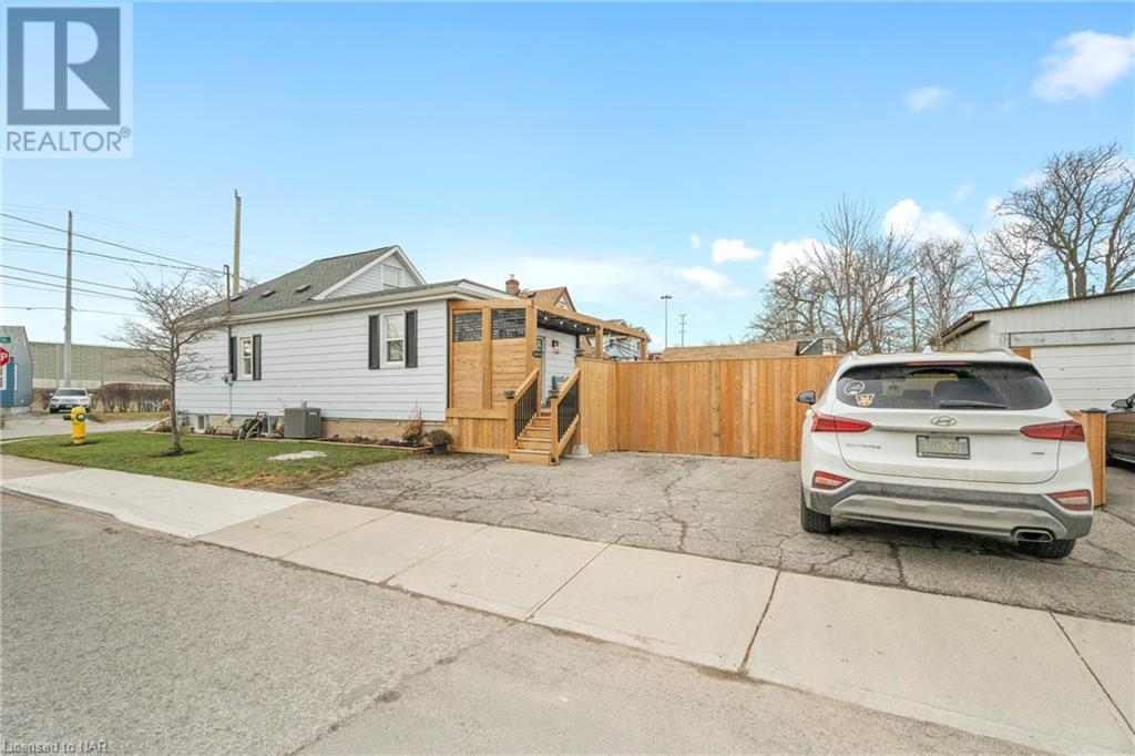 11 Delaware Street, St. Catharines, Ontario  L2M 5L7 - Photo 27 - 40571884