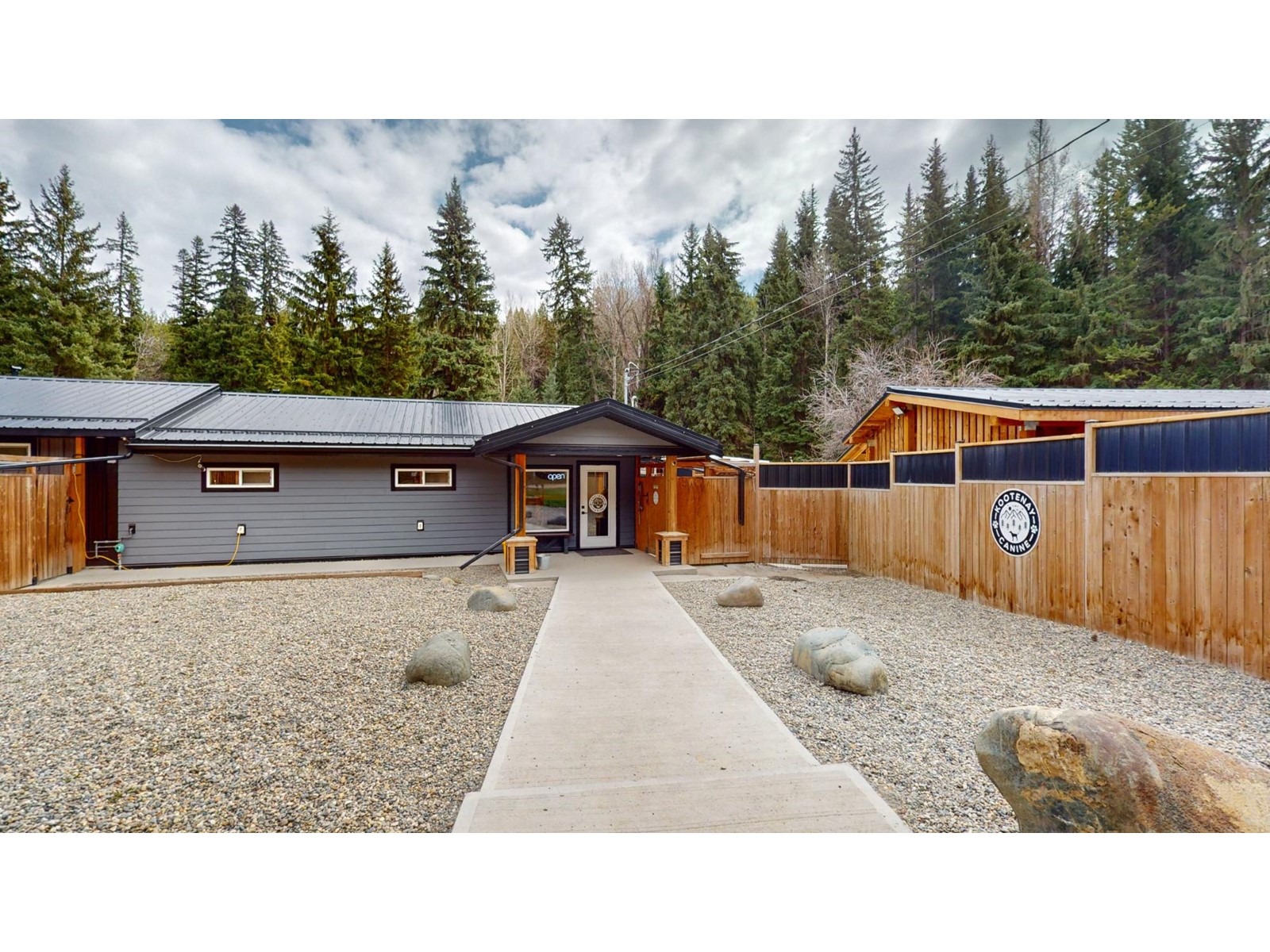 5771 WYCLIFFE PERRY CREEK ROAD, wycliffe, British Columbia