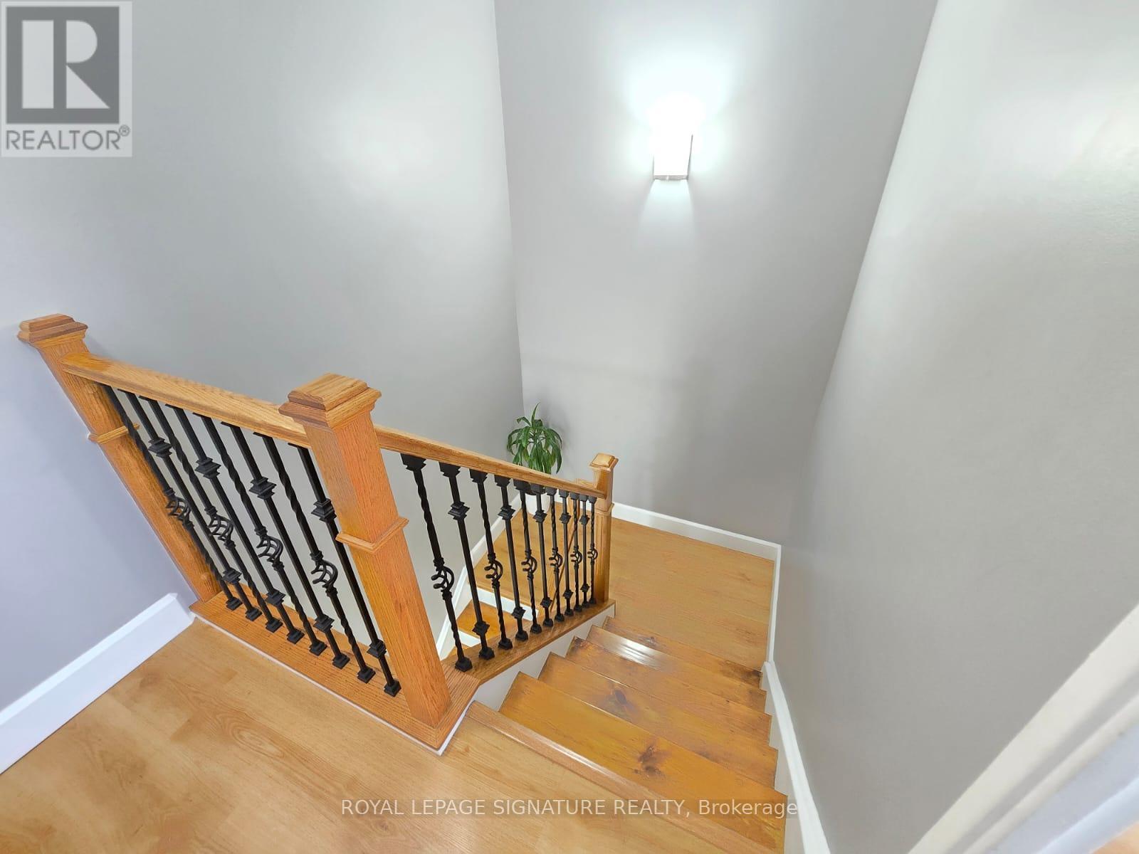 #212 -1055 A Forestwood Dr, Mississauga, Ontario  L5C 2T8 - Photo 13 - W8269530