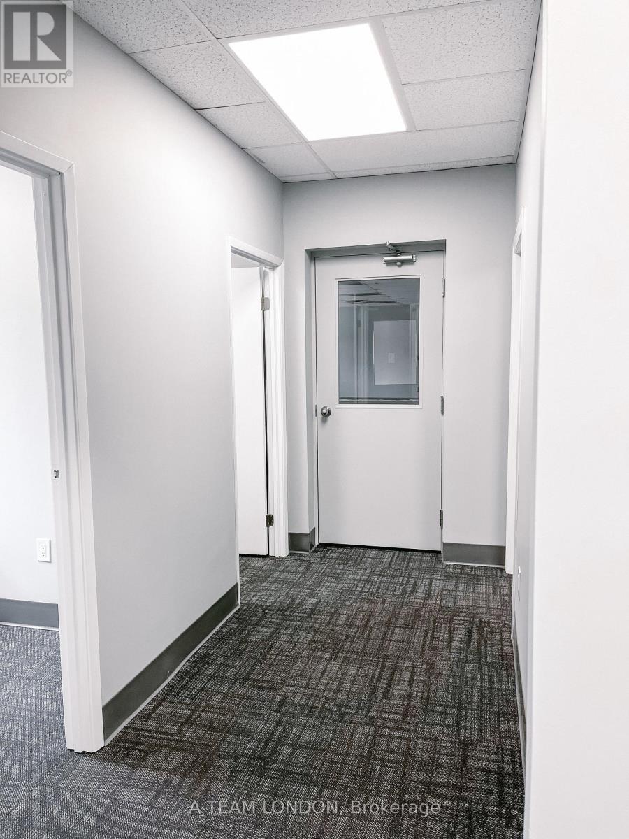 340 Saskatoon Street, London East (East H), Ontario  N5W 4R3 - Photo 23 - X8269084