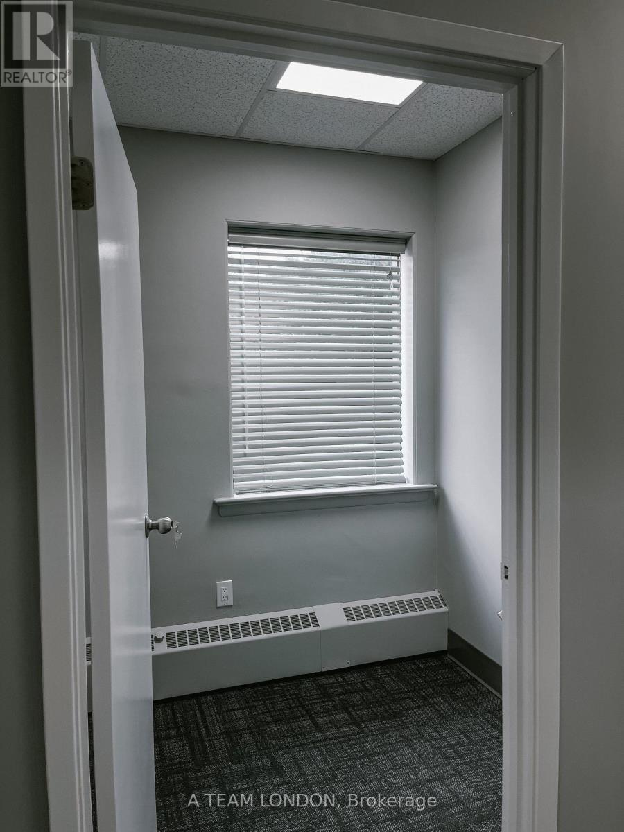 340 Saskatoon Street, London East (East H), Ontario  N5W 4R3 - Photo 25 - X8269084