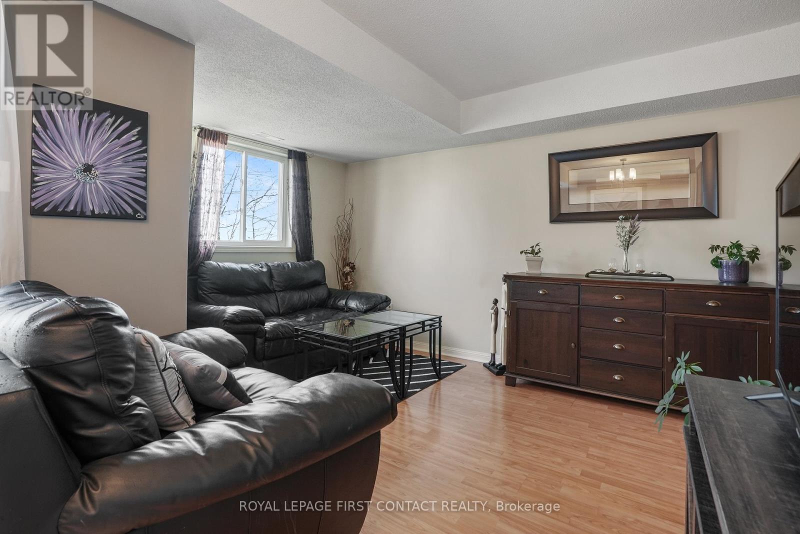 #4 -237 Ferndale Dr S, Barrie, Ontario  L4N 0T6 - Photo 13 - S8268850