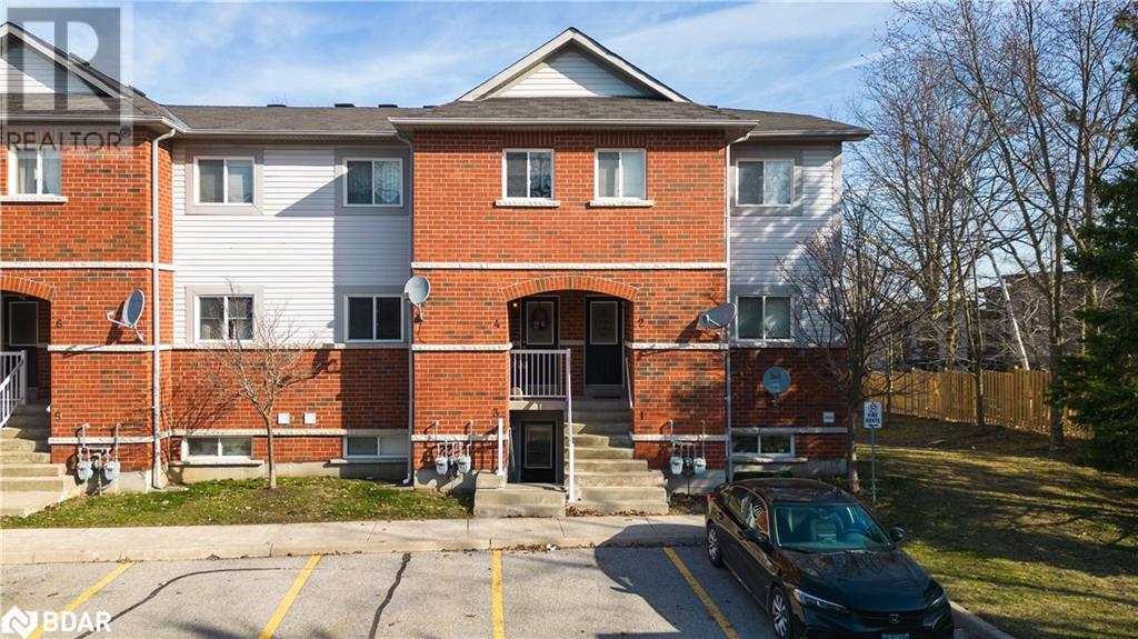 237 Ferndale Drive S Unit# 4, Barrie, Ontario  L4N 0T6 - Photo 1 - 40576346