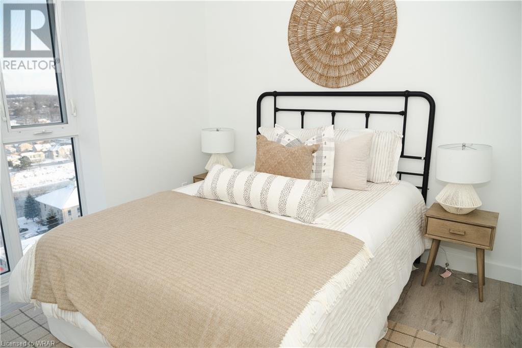 Image of property at 15 GLEBE Street Unit# 1401