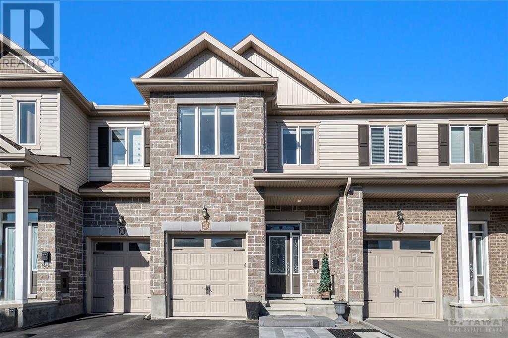 Fallingbrook Row / Townhouse for sale:  3 bedroom  (Listed 2024-04-26)
