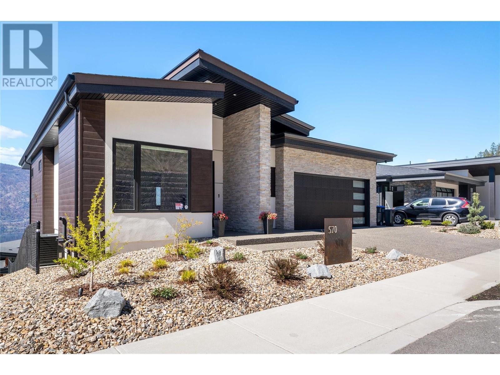 570 Clifton Court Kelowna