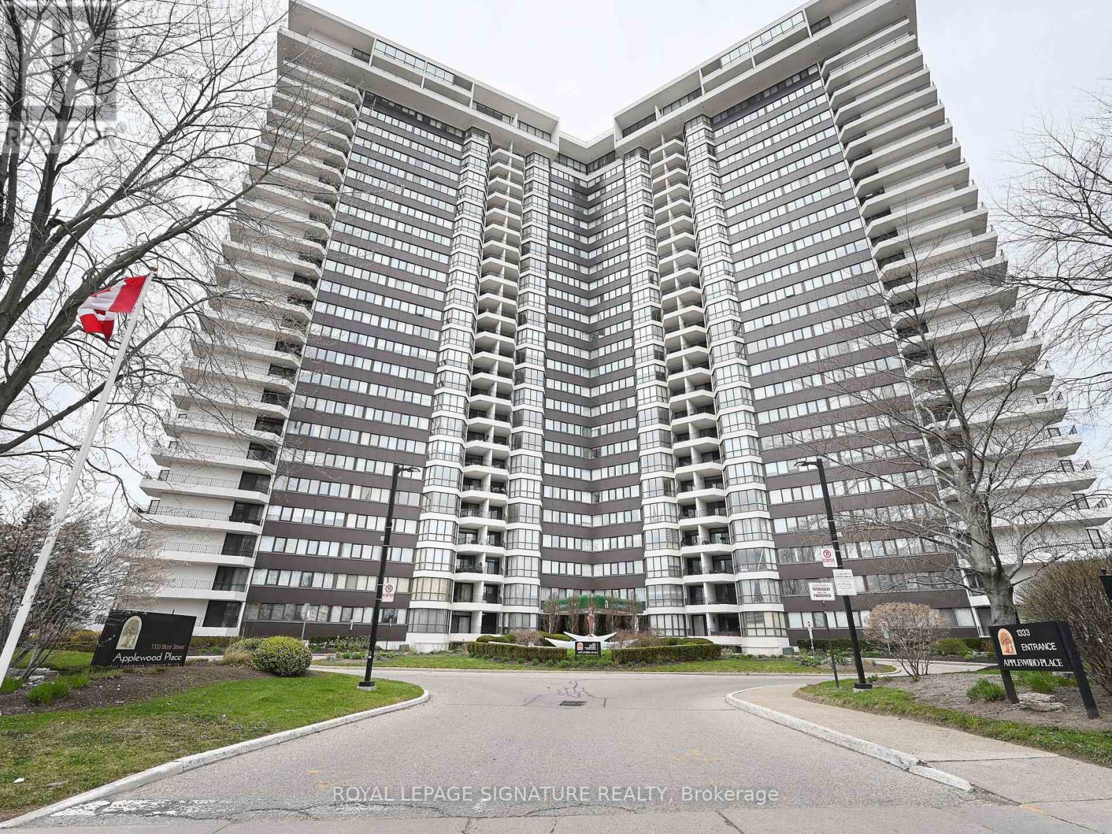 #914 -1333 Bloor St, Mississauga, Ontario  L4Y 3T6 - Photo 2 - W8268404