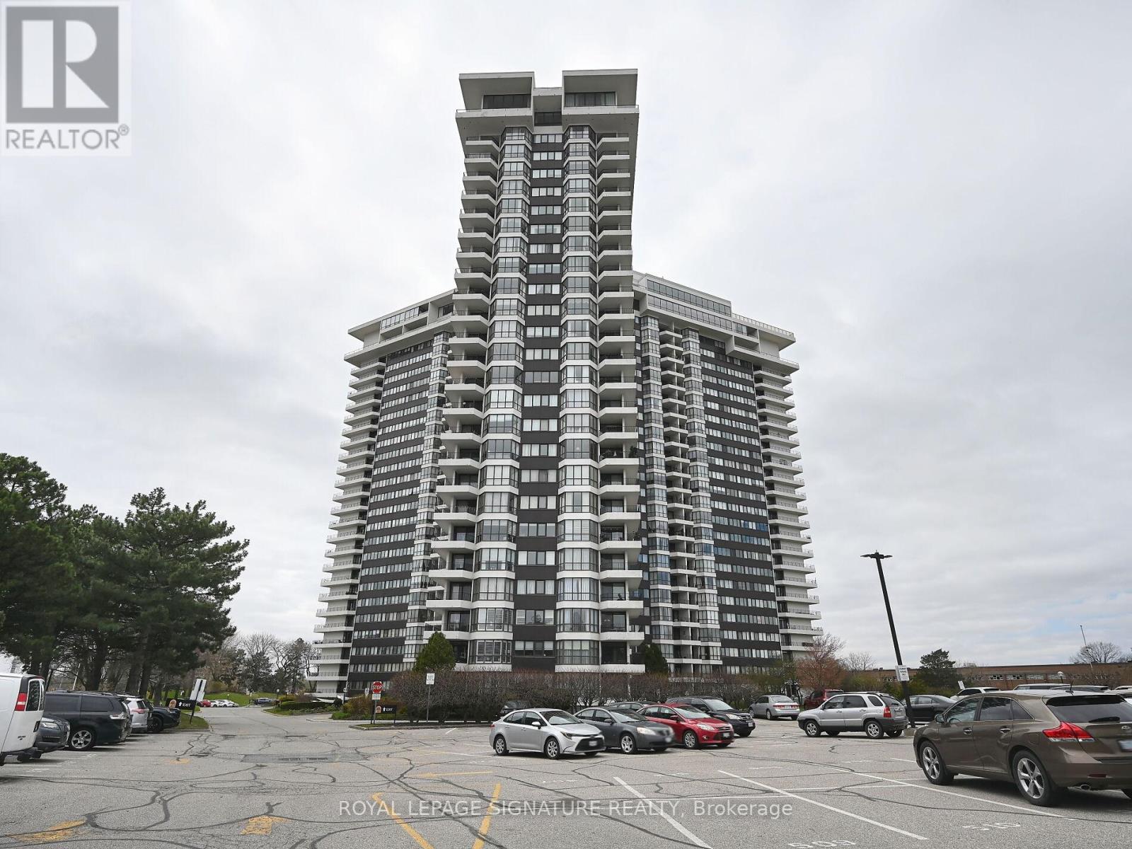 #914 -1333 Bloor St, Mississauga, Ontario  L4Y 3T6 - Photo 3 - W8268404
