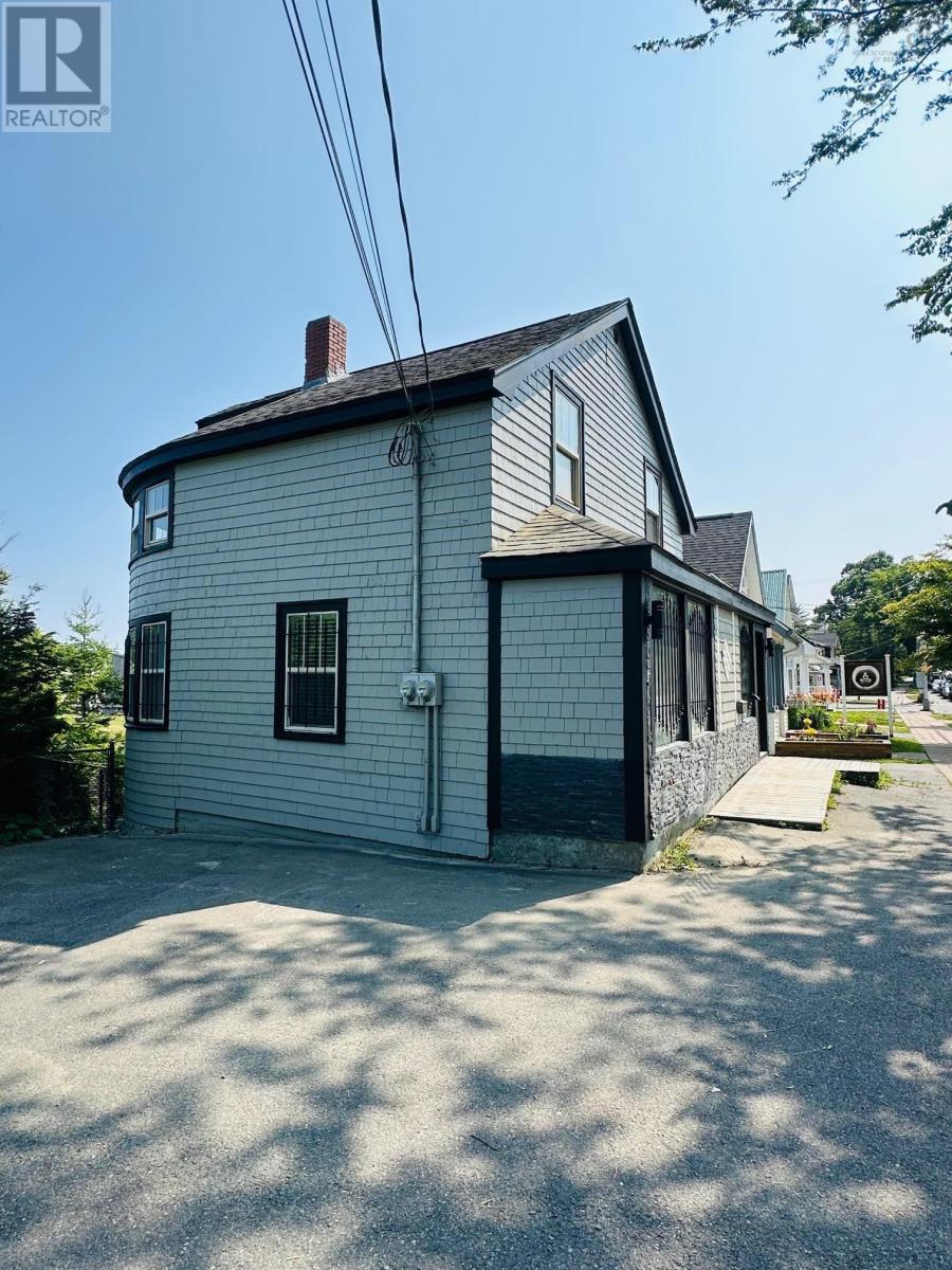 170 Ochterloney Street, Dartmouth, Nova Scotia  B2Y 1E1 - Photo 27 - 202323318