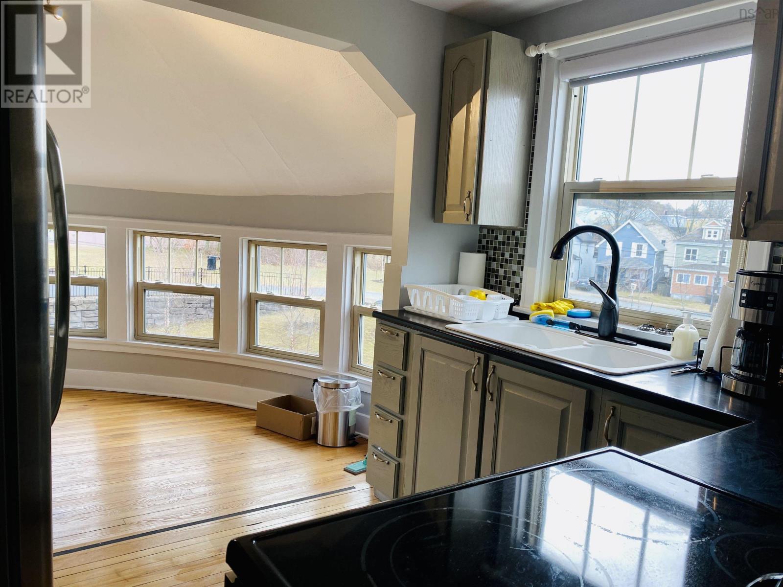 170 Ochterloney Street, Dartmouth, Nova Scotia  B2Y 1E1 - Photo 7 - 202323318