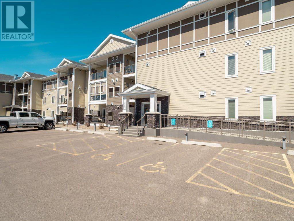 Lethbridge Apartment for sale:  2 bedroom 879.02 sq.ft. (Listed 2024-04-25)